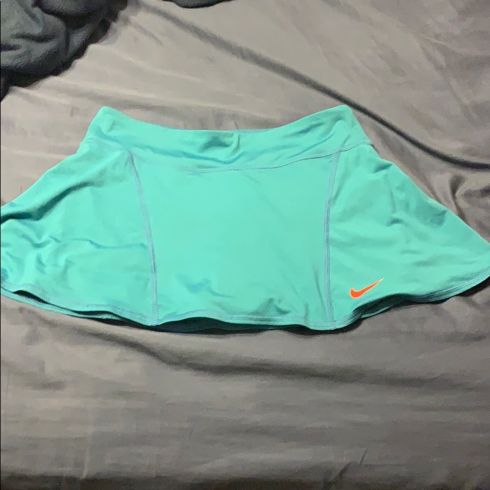 Teal Nike Dri-fit Skort. Medium